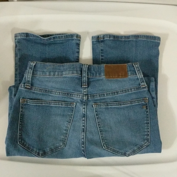 Madewell Cali Demi Boot Cut Medium Wash High Rise - size 24 - 25" Inseam - Picture 7 of 9